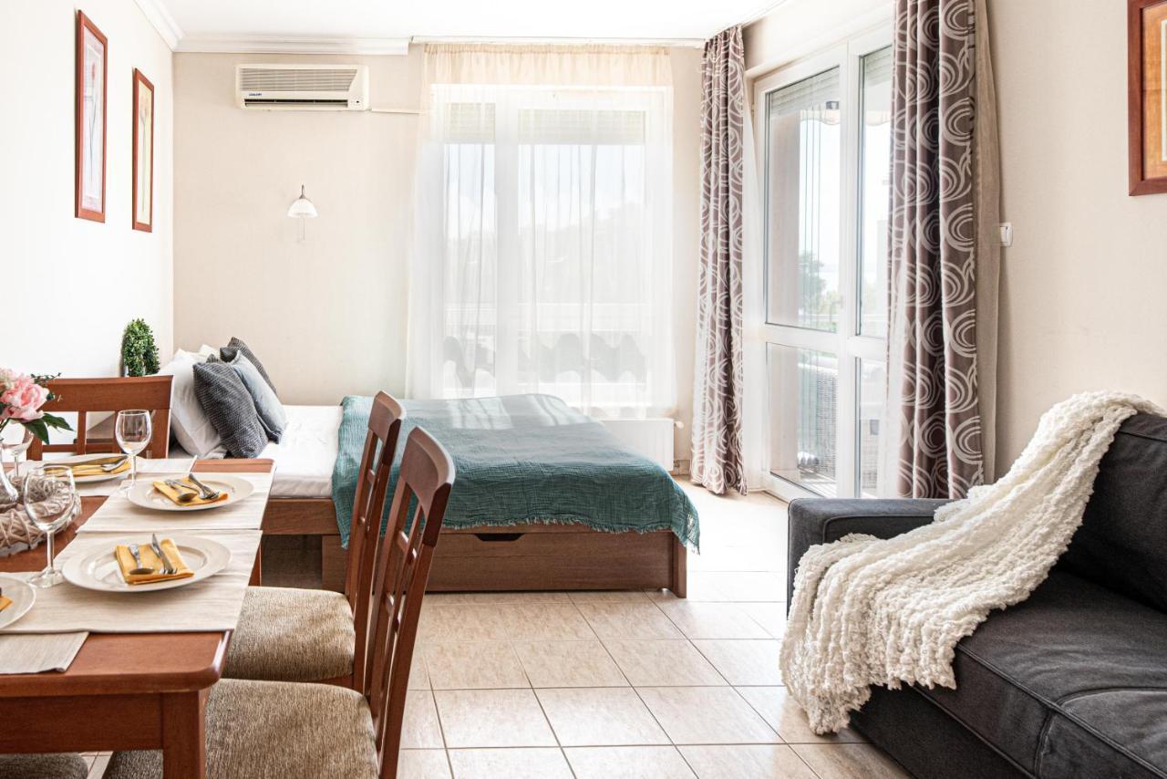 Lakeside Family Apartment Siófok Esterno foto
