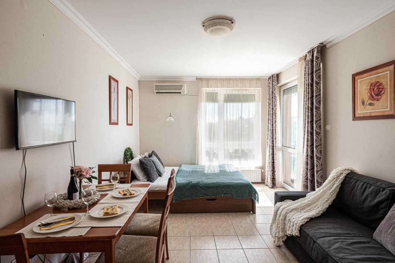 Lakeside Family Apartment Siófok Esterno foto