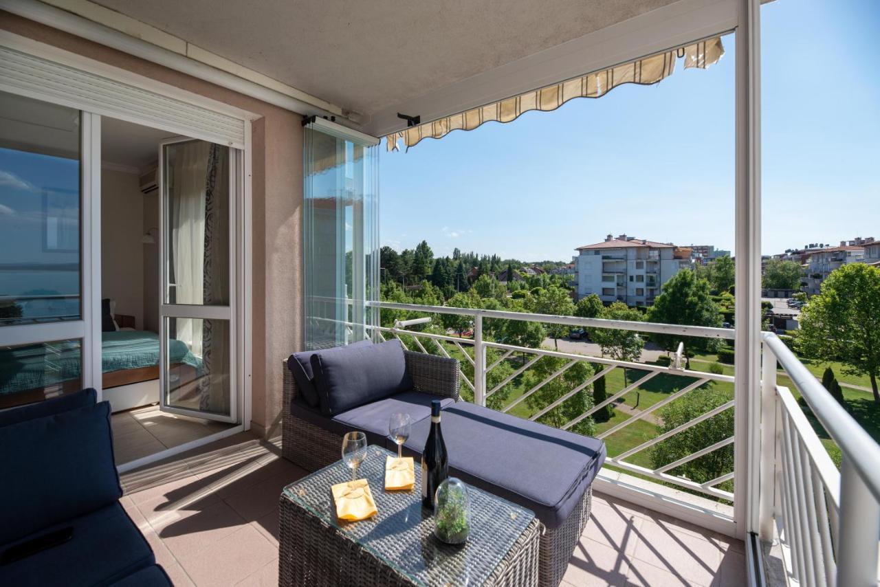 Lakeside Family Apartment Siófok Esterno foto