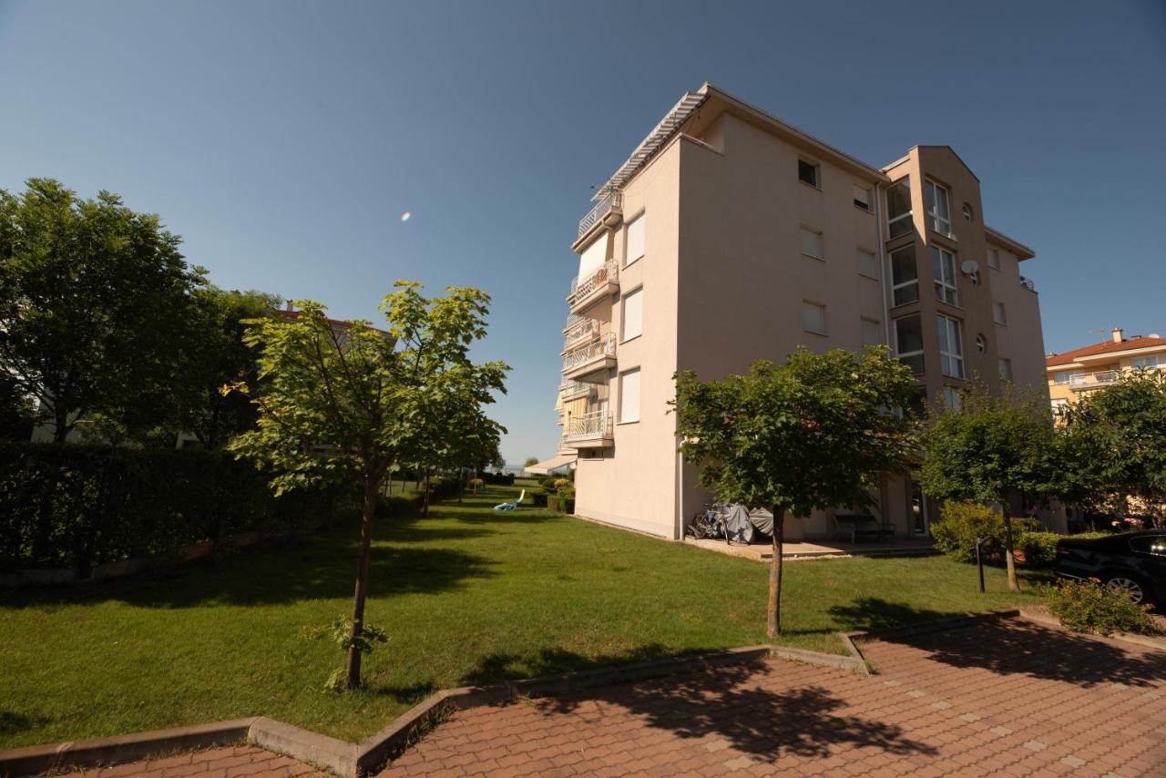 Lakeside Family Apartment Siófok Esterno foto