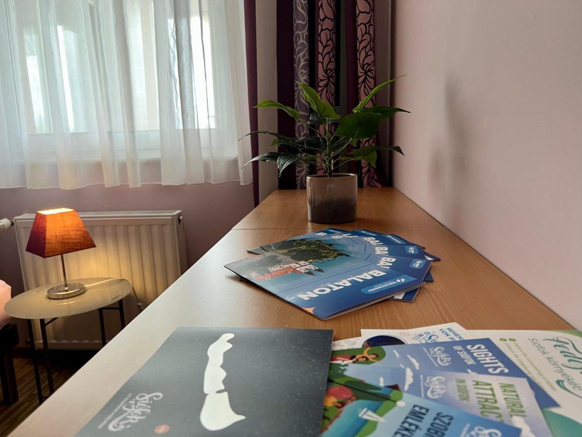 Lakeside Family Apartment Siófok Esterno foto